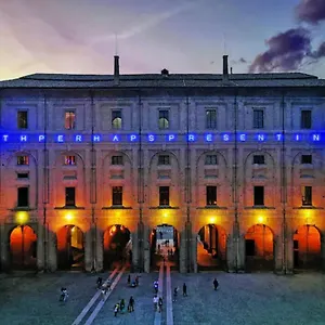  Appartamento Charming In Parma/ Teatro Regio / Wifi