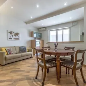 https://cogoleto-141-al-gemelli.it-romehotels.com